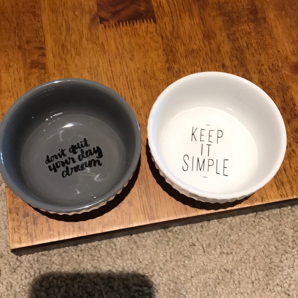 Set of 2 Bowls